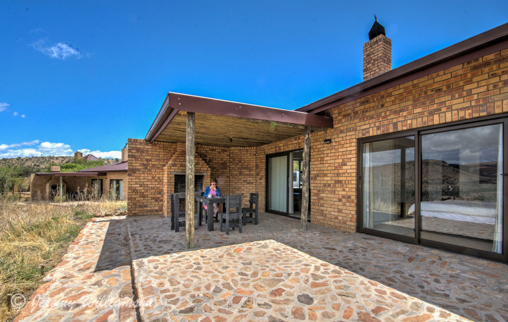 Covered braai area - Family Cottage - Mountain Zebra National Park